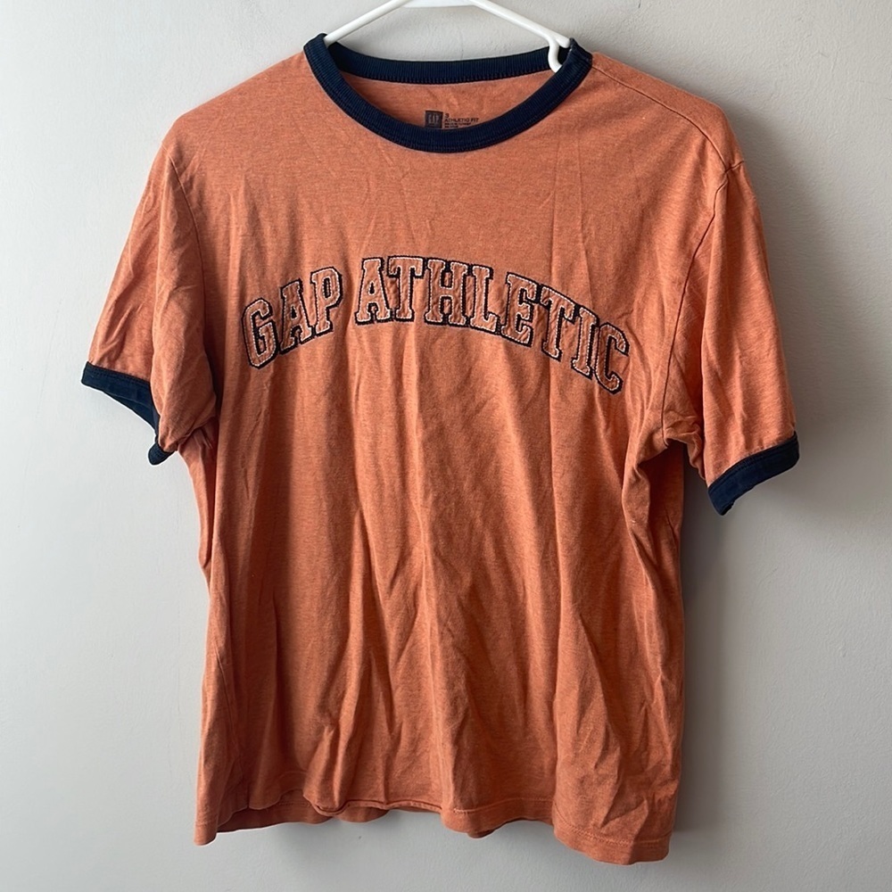 Gap athletic sports tee with embroidery women size small
